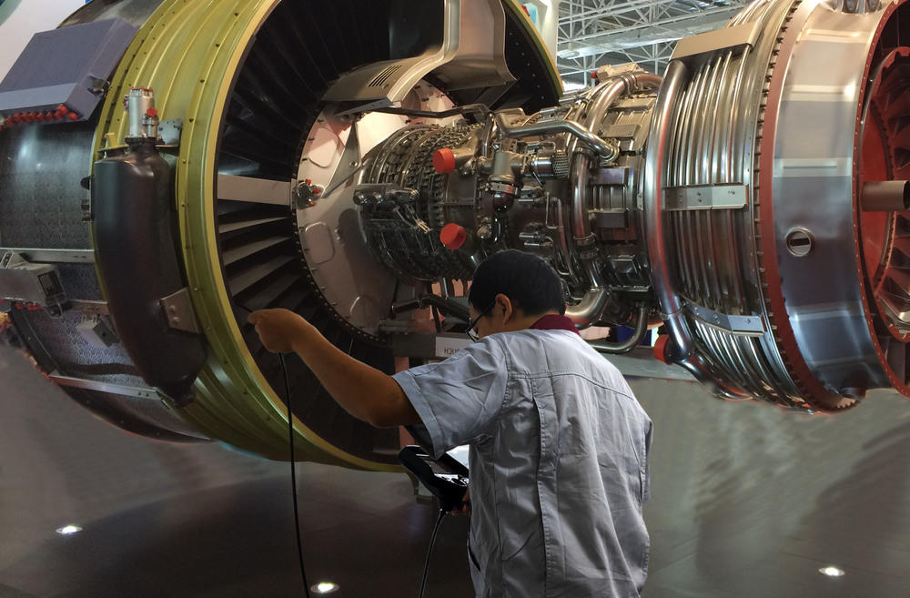 杰泰科技JEET TS百萬內(nèi)窺鏡檢查飛機發(fā)動機(壓縮).jpg